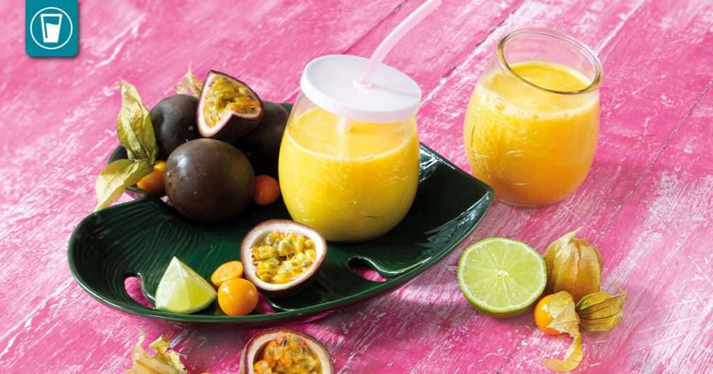 Fruktjuice med physalis och passionsfrukt - Discovered passiefruit sap ocati - grillning - Discovered